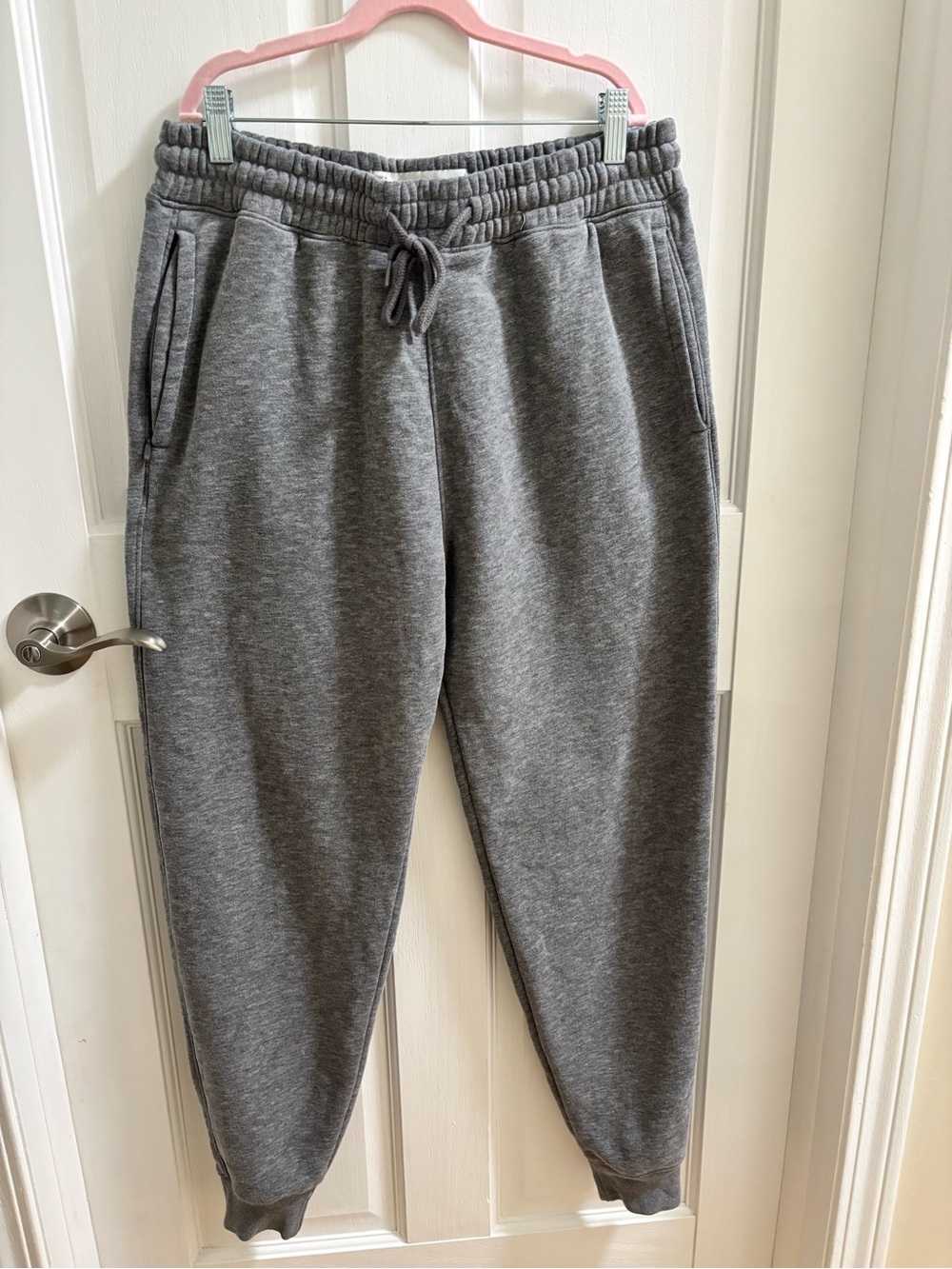 Hollister Men’s Medium Essential Grey Fleece Joggers